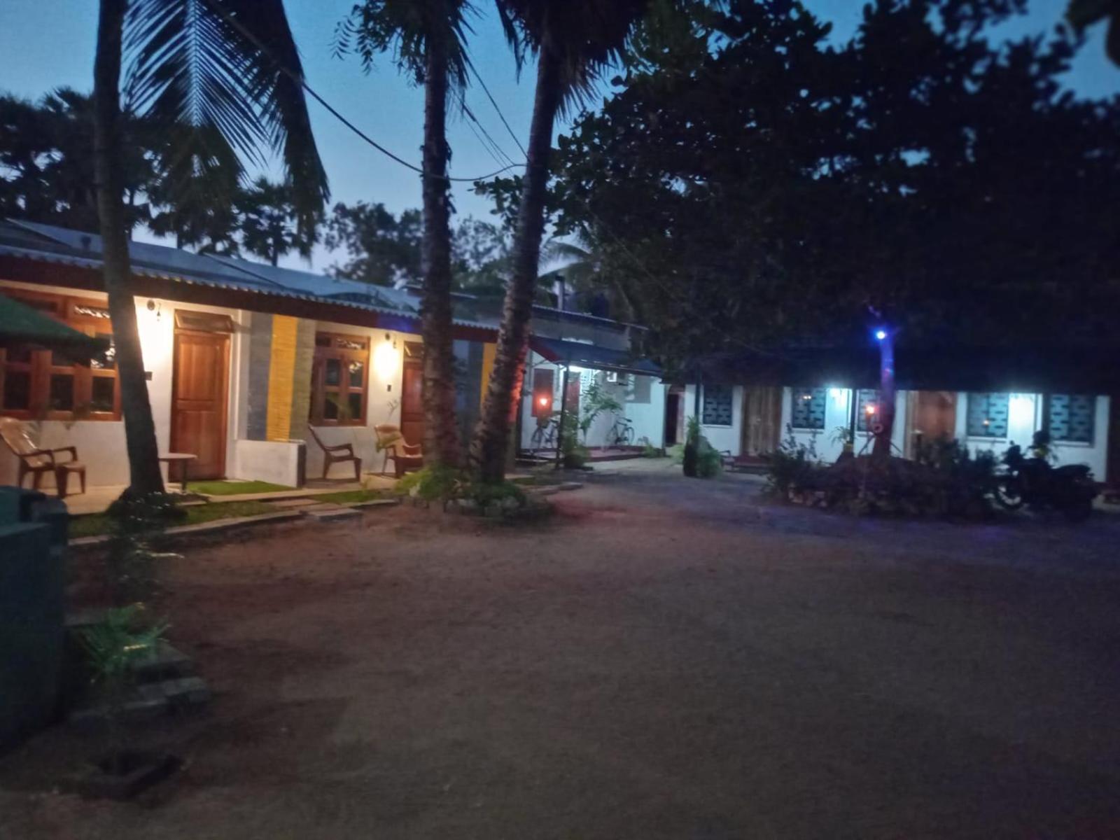 Amila Guest Hotel Trincomalee Luaran gambar
