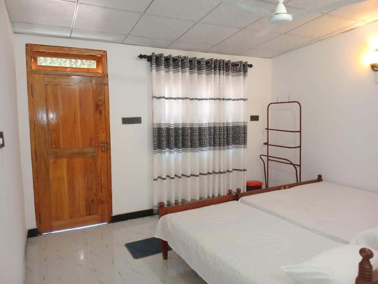 Amila Guest Hotel Trincomalee Luaran gambar
